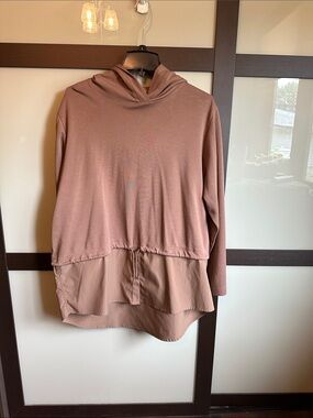 Women’s Athleta Mixed Media Hooded Pullover in Light Chocolate Brown size XL